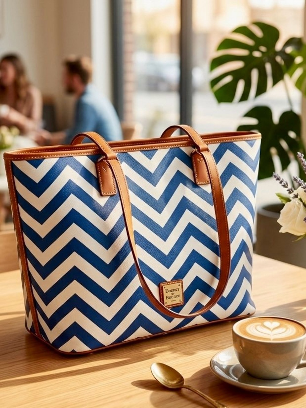 💙 Dooney & Bourke Chevron Coated Canvas Shopper Tote Bag Blue & White 💙